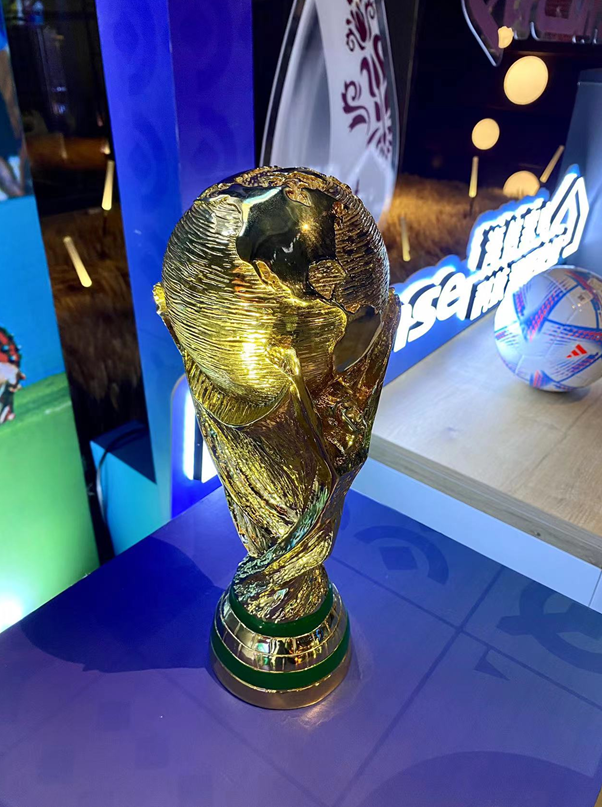 滚球预测传奇谢幕，球迷泪洒赛场的简单介绍