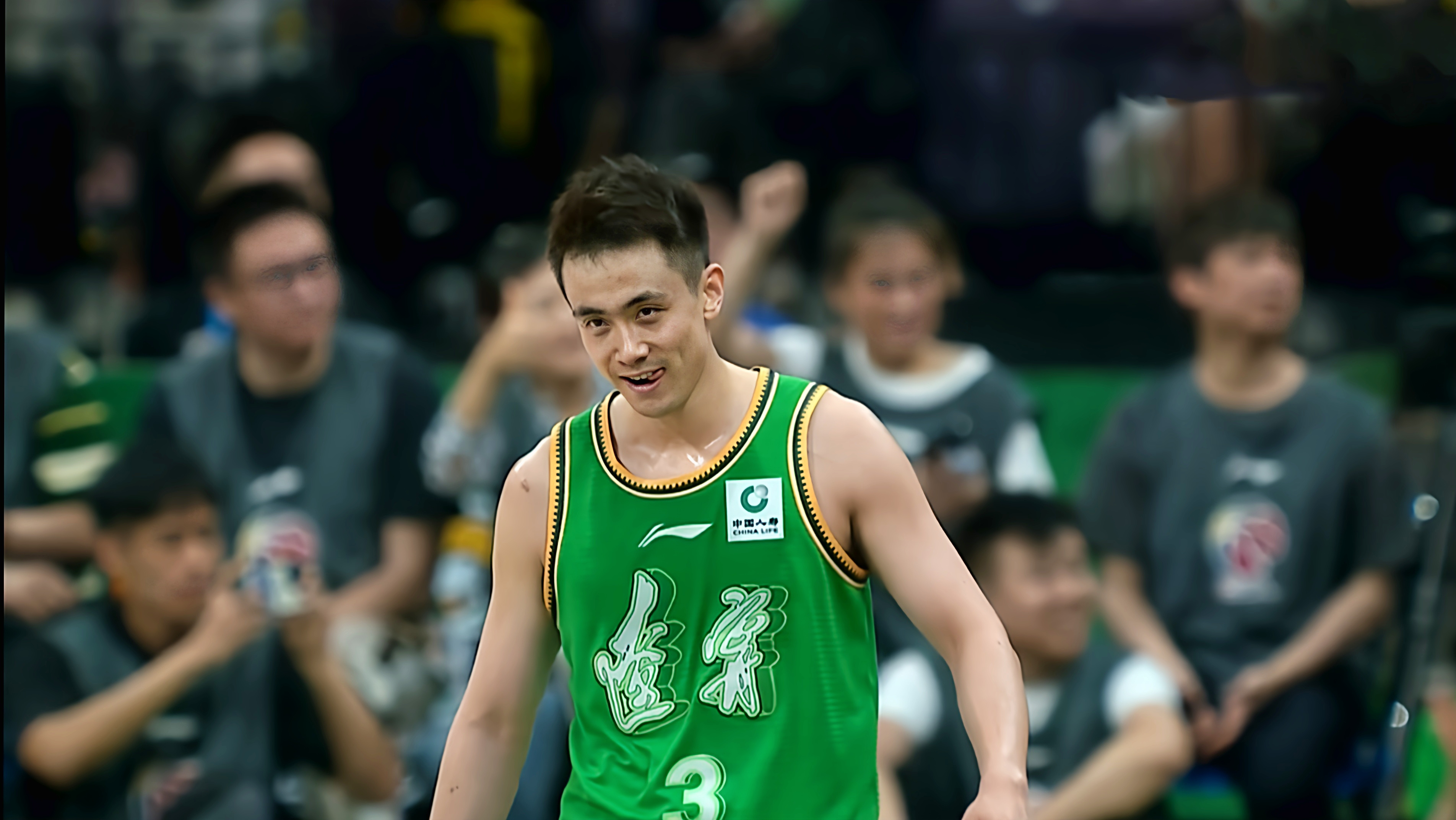 包含青岛队完胜公牛，赵继伟高光表现的词条