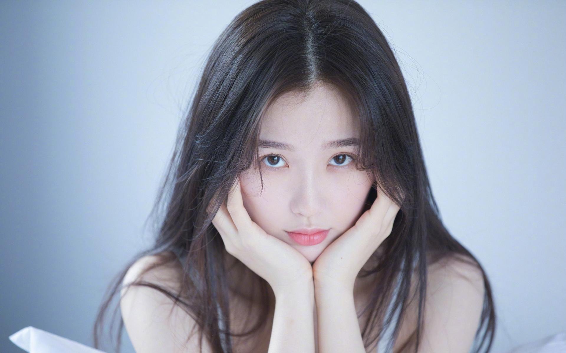 绿茵场上的非典型叙事，当黄色潜水艇的精密齿轮，转动土耳其概念里的梅西风暴