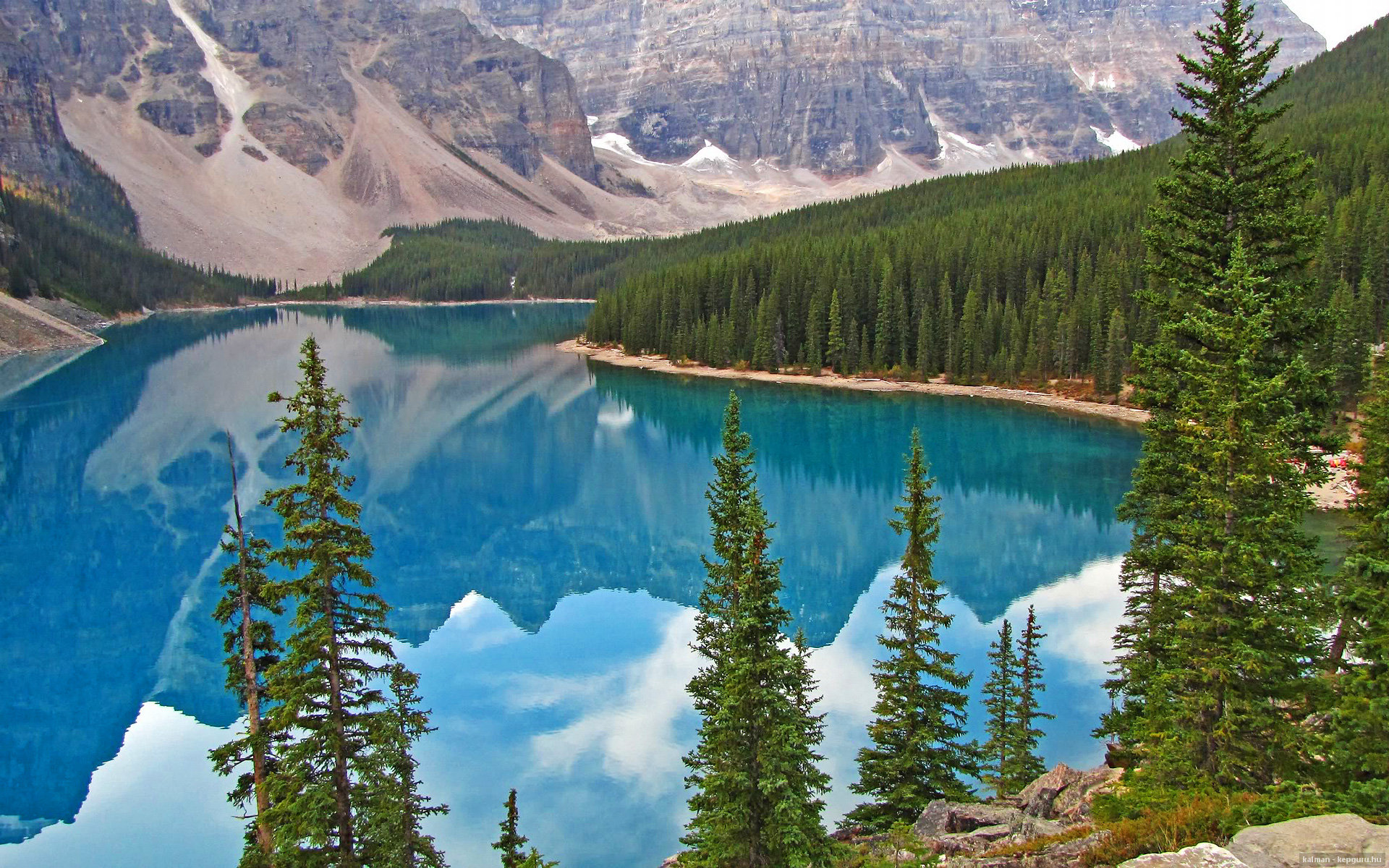 两座城，一尊神，雨夜伊布用一脚写就多特蒙德与罗马的史诗
